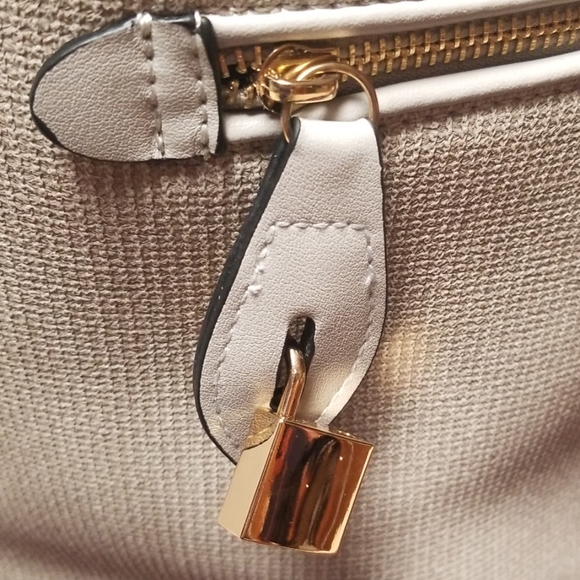 Free Shipping Mia K Farrow bag and matching wallet - Picture 2 of 8